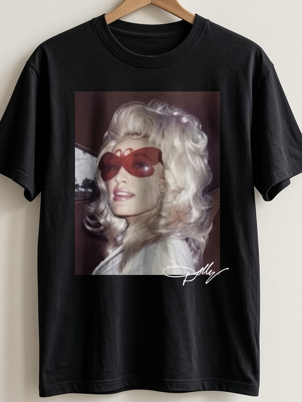 Dolly Icon T-shirt
